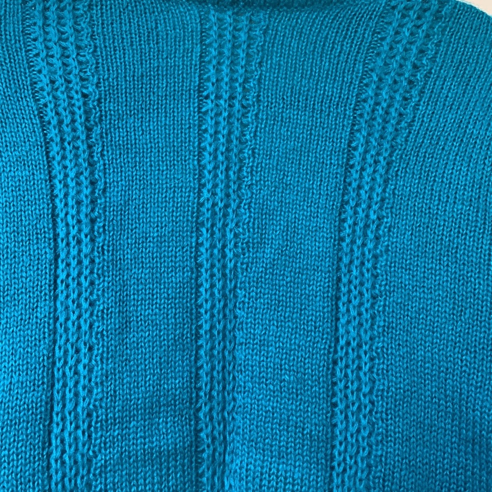 Chico’s size 1 turquoise long sleeve sweater - Picture 4 of 8